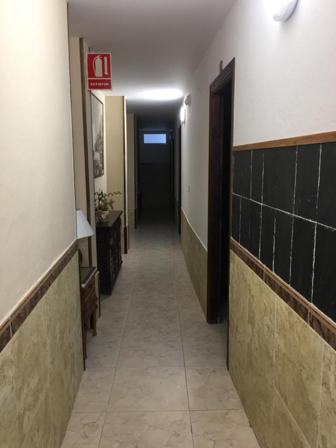 Hostal O Labrador Hotel O Hospital Екстериор снимка