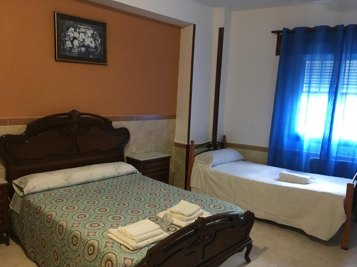 Hostal O Labrador Hotel O Hospital Екстериор снимка